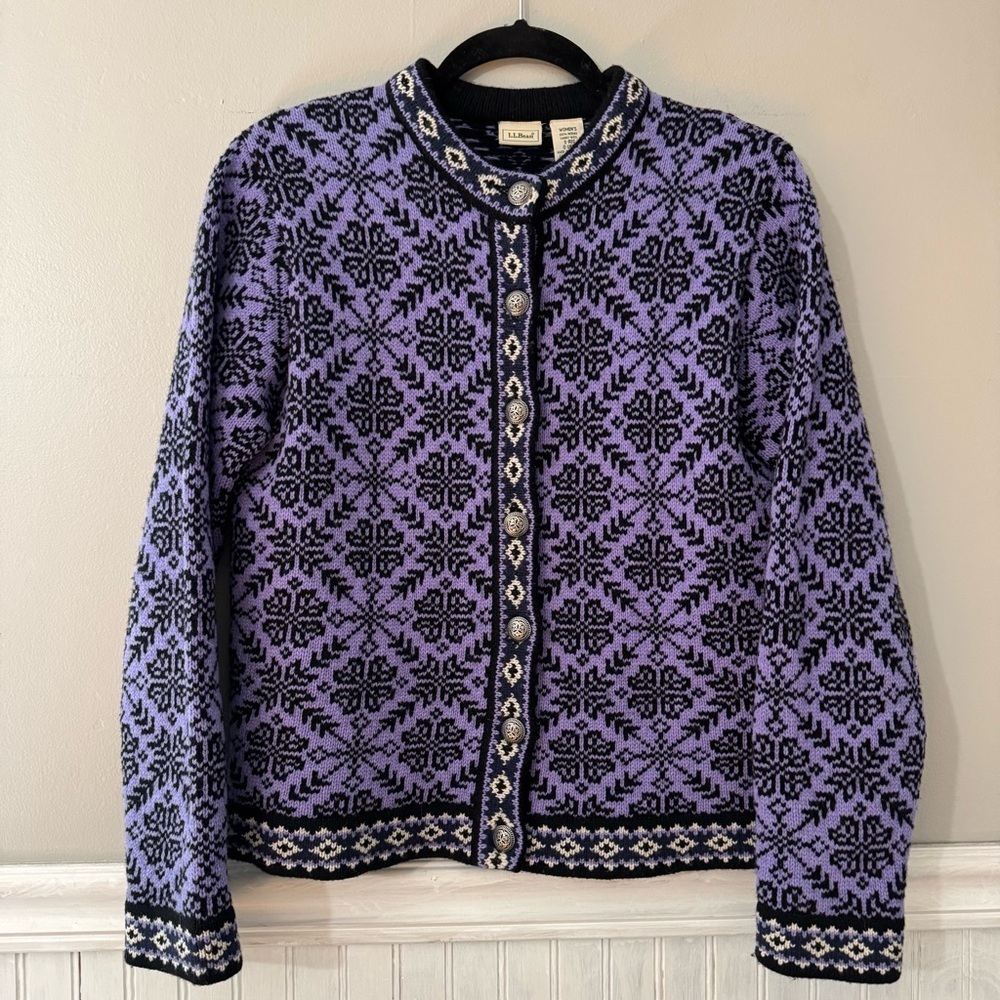 Vintage L.L. Bean 100% Lambs Wool Cardigan Sweater Purple Metal Button Up Size S